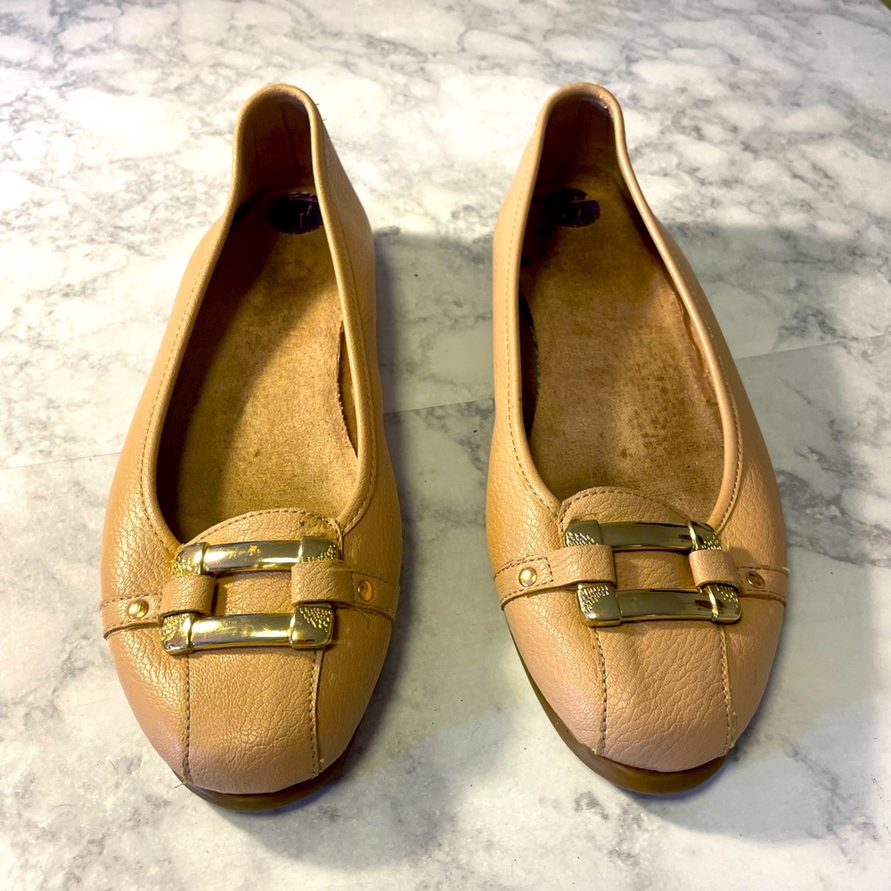 Blush Pink Aerosoles Ladies Slip ons!  size 8.5